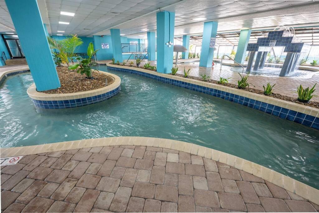 Remodeled Condo, Waterpark View At Landmark Resort Миртл-Бич Экстерьер фото