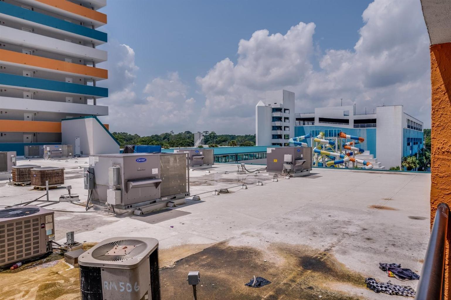 Remodeled Condo, Waterpark View At Landmark Resort Миртл-Бич Экстерьер фото